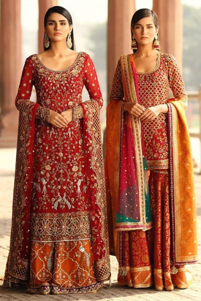 brides in red